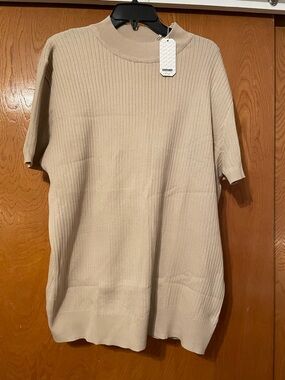 NWT—COOFANDY Ribbed Knit Top – Neutral Beige